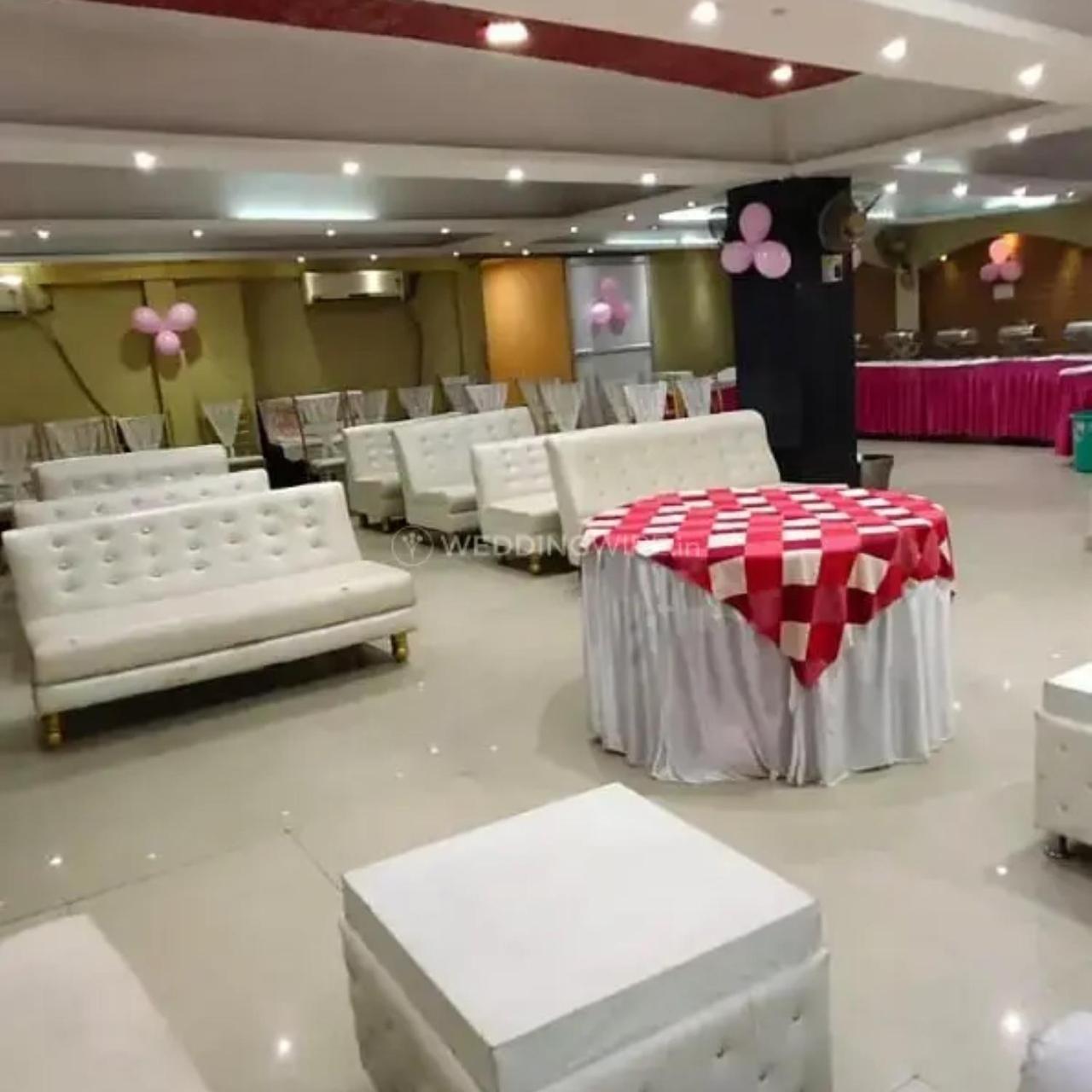 New Kumar Hotel & Banquet Lucknow Eksteriør billede